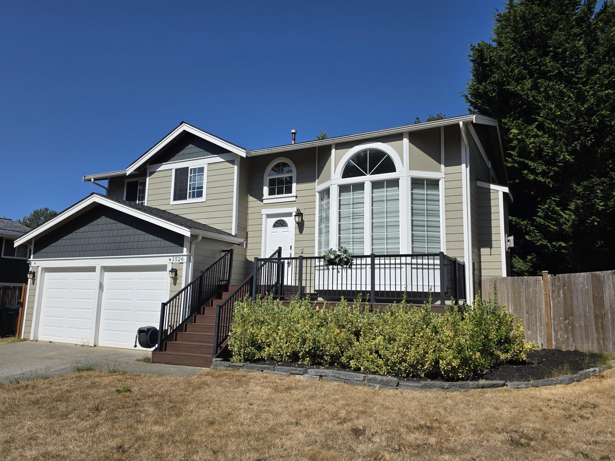1526 85th Avenue Northeast
